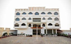 Hotel Sapphire By Eastlynn Collections