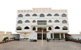 Hotel Sapphire By Eastlynn Collections
